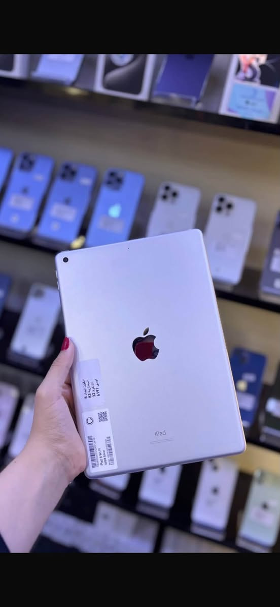 الاجهزة المتوفرة 
ايفون 14 برو ماكس 925
ايفون 13 برو ماكس 775
ايفون 12 برو ماكس 560 
ايفون 11 برو ماكس 425
ايفون 16 بلاس مستبدل شاشة 770 256
ايفون 14 بلاس 600 
ايفون 14 عادي 525
ايفون 13 عادي 475 
ايفون 12 عادي 375 
ايباد 8 / 200 ذاكرة 32
تتوفر خدمة توصيل لكافة المحافضات 
❗️للتفاصيل اكثر التواصل : ***********
