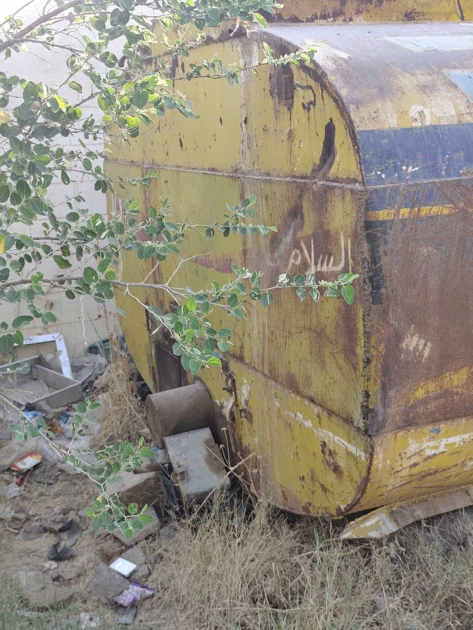 من رخصه الأدمن
تانكي تريله للبيع 
الموقع 
الانبار القائم العبيدي   
التانكي نضيف بلادي مابي اي صدأ او زنجار.
السعر  15 ورقه. 
***********
