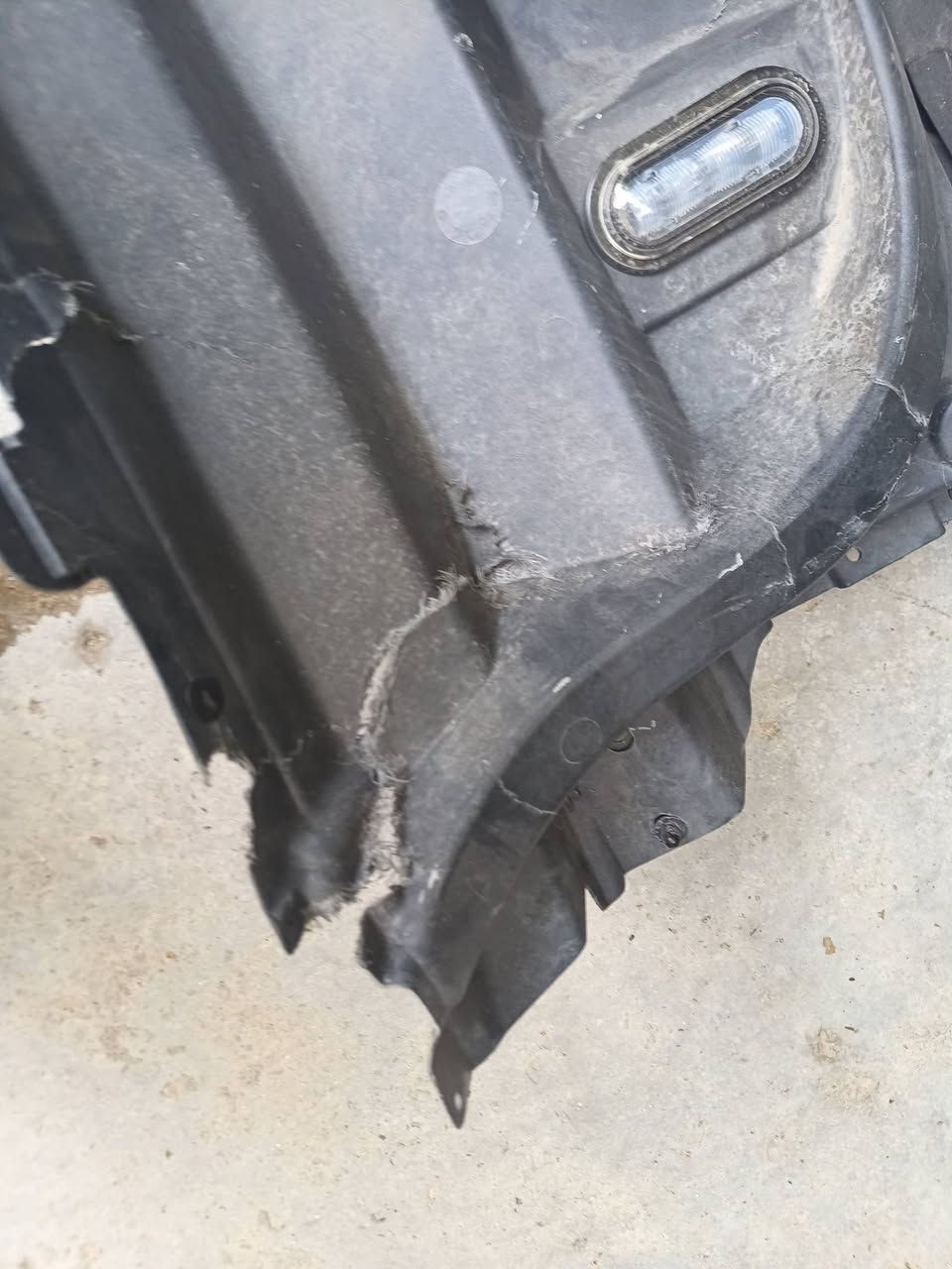 قاعدة شبك فورد f150 کهرباء   لايتينك
***********

