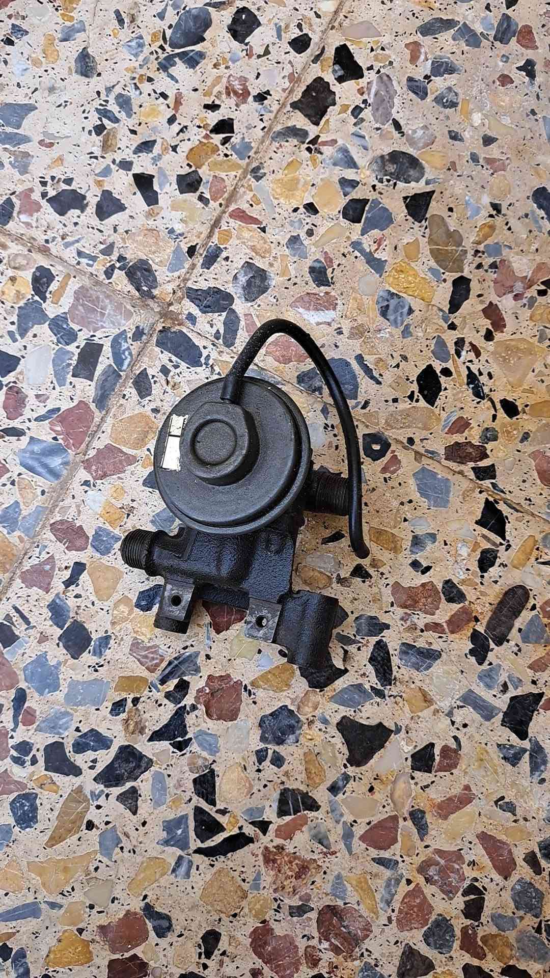 ادوات نيسان سني ياباني ع الشرط
النجف ***********

