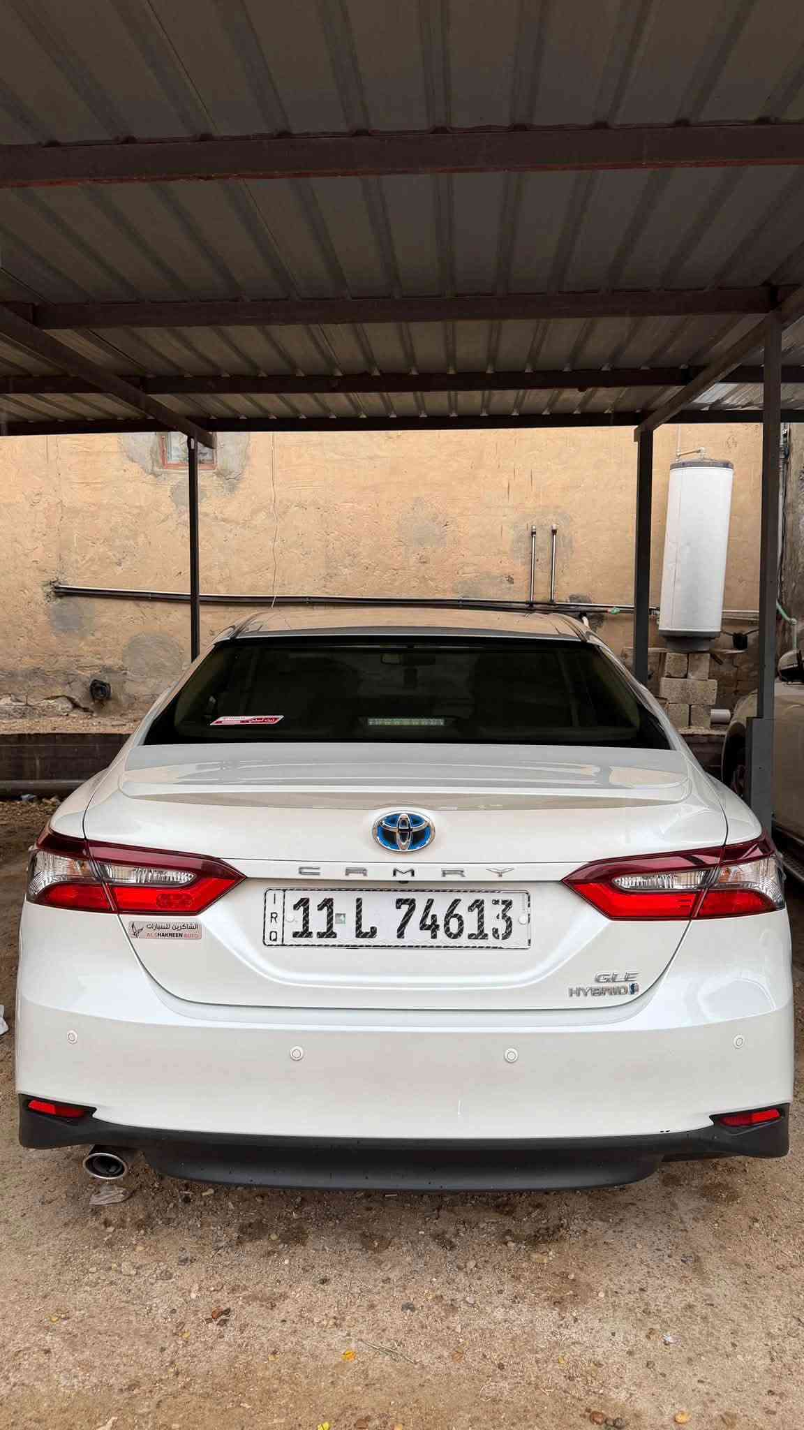 السلام عليكم 
كامري خليجي وكالة عبداللطيف 
موديل 2024
مواصفاتها معروفة ميحتاج اذكرها 
فول مواصفات 
بيها فقط باردين كد الشبر والباقي مكفول 
ماشية 85 الف كيلو
السعر 23.500 $ وقابل للتفاوض 
***********
