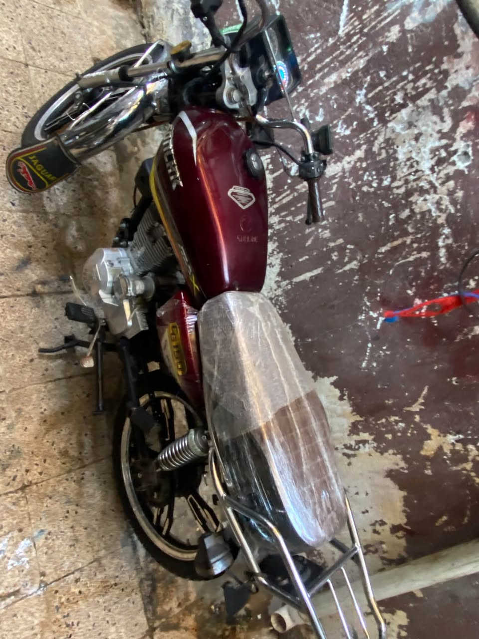 سيفان موديل 23سونك
دراجه خير من الله بطناش نكرة بكل وقت 
السعر 650 
عنواني بغداد الجديدة
***********
