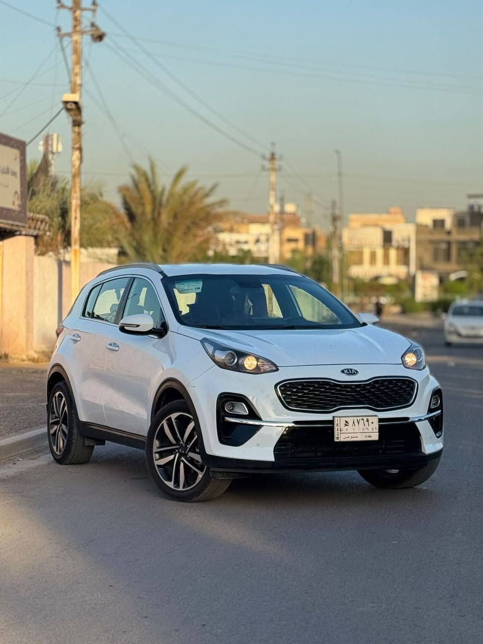 السلام عليكم سبورتج خليجي موديل ٢٠٢٠ بغداد مكفوله من الصبغ والتبديل بارد باب الصدر موضح بالفيديو ماشيه ٧١ حقيقي تبريد بيانو قطعتين تشغيل عن بعد تشغيل بصمه صندوق كهرباء ترحيب بيدات الباب وباقي المواصفات المعروفه رقم بغداد انكليزي هزة جديده باسمي تحويل مباشر السعر 188 رقم الموبايل ***********

