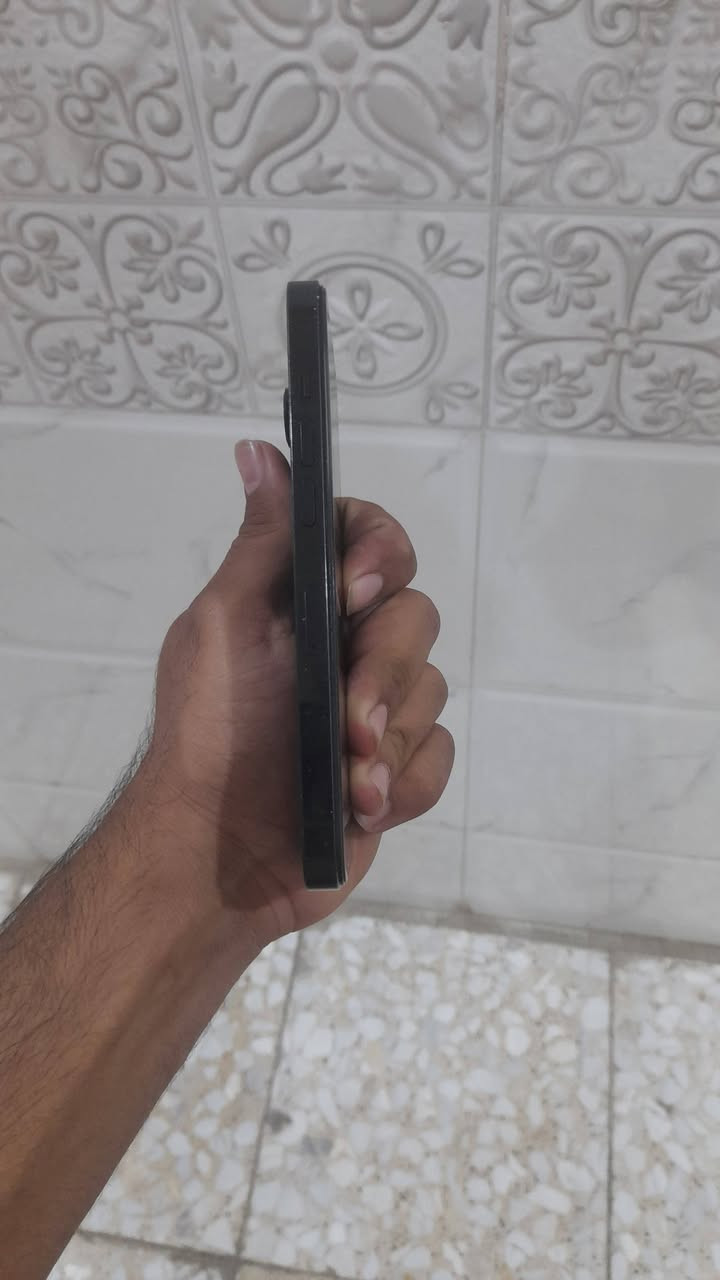 آيفون ١٤ برو • ١٢٨ • بطارية ٨٩٪