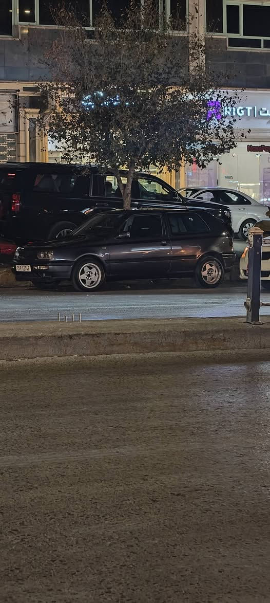 كولف تاك دةرگا 1993  مةكينة 1800 كير ومةكينة بة شةرت. تةبريت.  بةناوي خومه وة 
*********** السليمانية, العراق
