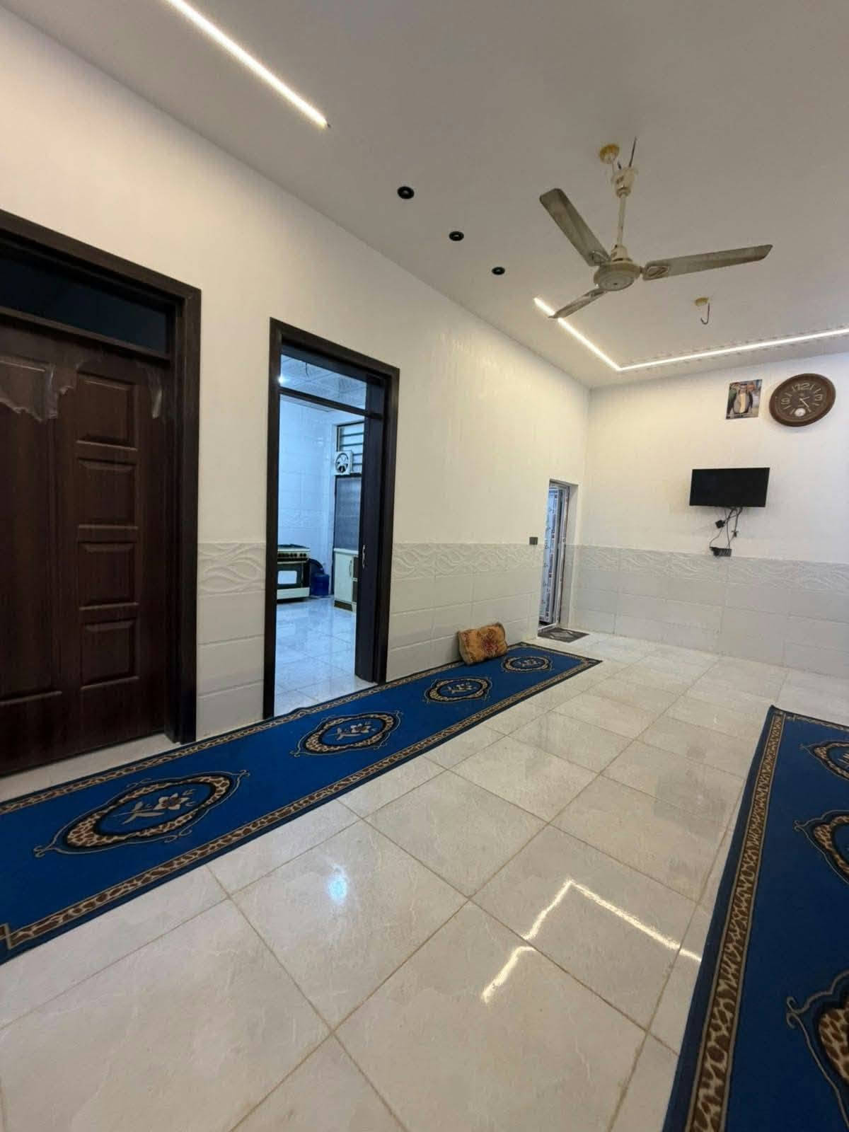 قرب جسر الشهداء • ١٥٠م • ٤ غرف