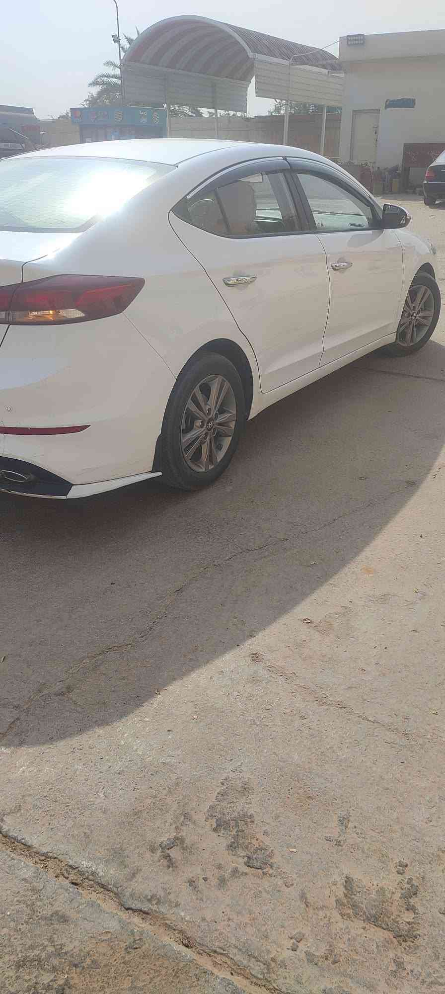 ٢٠١٨ • ١٦٠٠ • كفاله صبغ