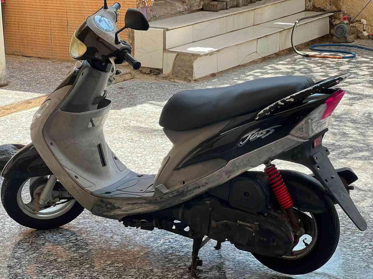 دراجه ماكس منغولي للبيع  ما مفتوحه حاويه امس طلعتها من الحاويه درجه حلوه نكره سلف السعر خاص البصره القرنه الشرش السعر خاص***********الرقم بي واتساب
