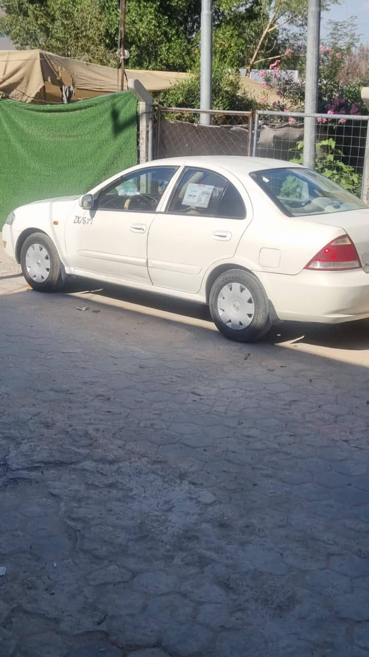 نيسان سني موديل ٢٠٠٩ مصبوغ حزام وبيها ضربه جاملغ وفركه شواصي تبريد تدفئه شغاله كير محرك شرط رقم انكليزي راعيه يريد مداور مراوس بسراتو موديل ١١.    ١٢.  ١٣ او النترا صابونه مع الفرق السونار مرفق بالنشر  السعر٧٠ بيها مجال ***********
