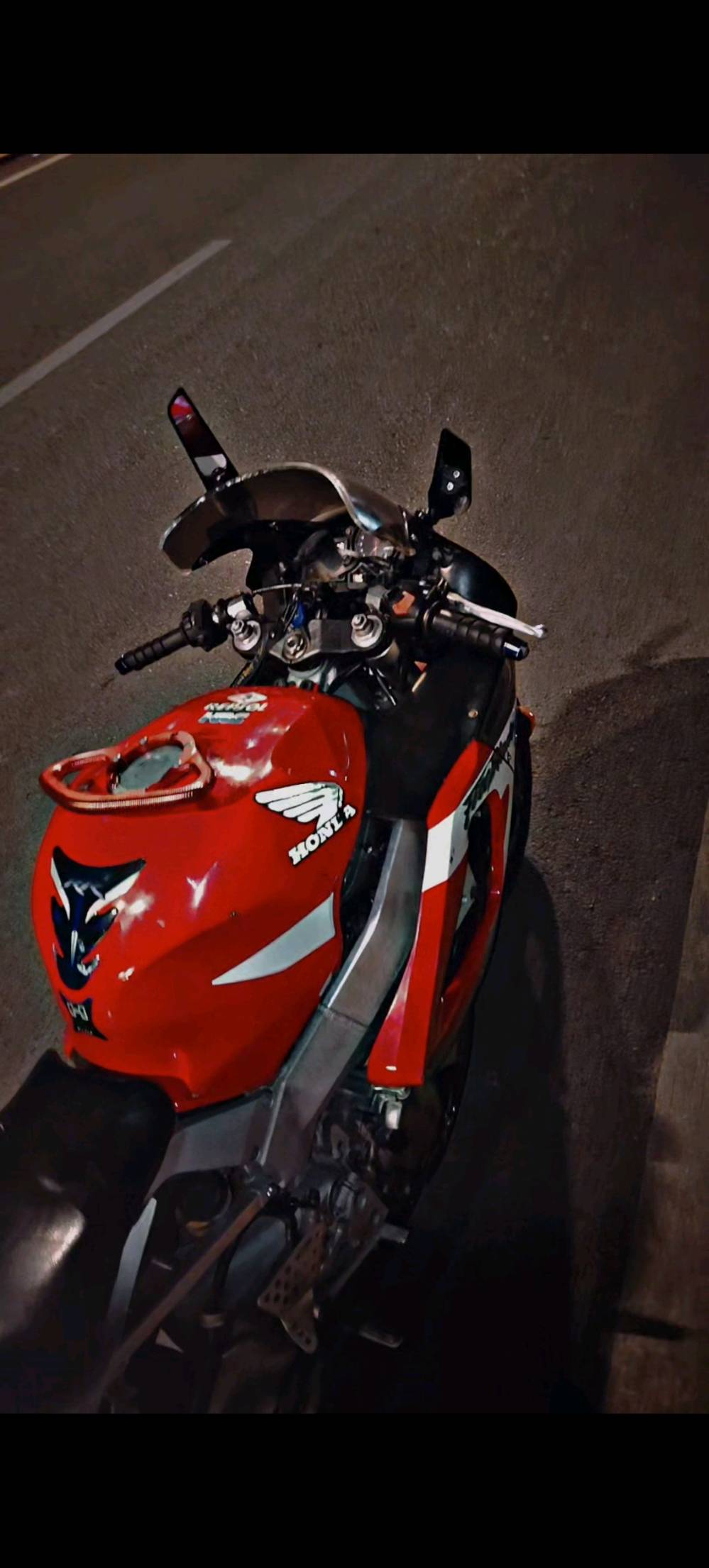 CBR929 • معدل • تحتاج سنتر