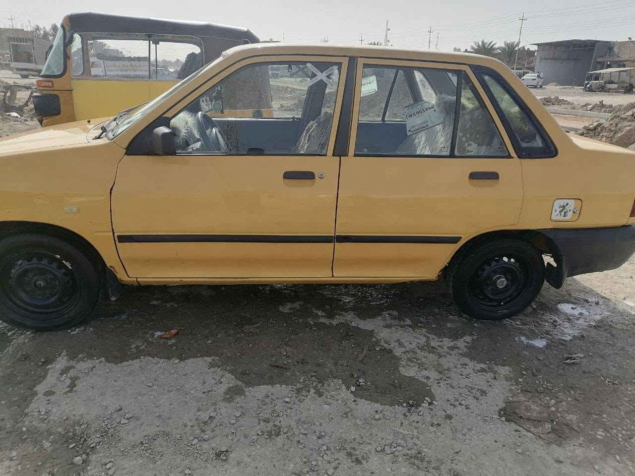 السياره للبيع رقم انكليزي السنويه باسمي السياره داخله هزه صار ثلاثة أشهر  كير ومكينه خير من الله التبريد غير شغال الاستفسار على الرقم *********** العنوان كربلاء
