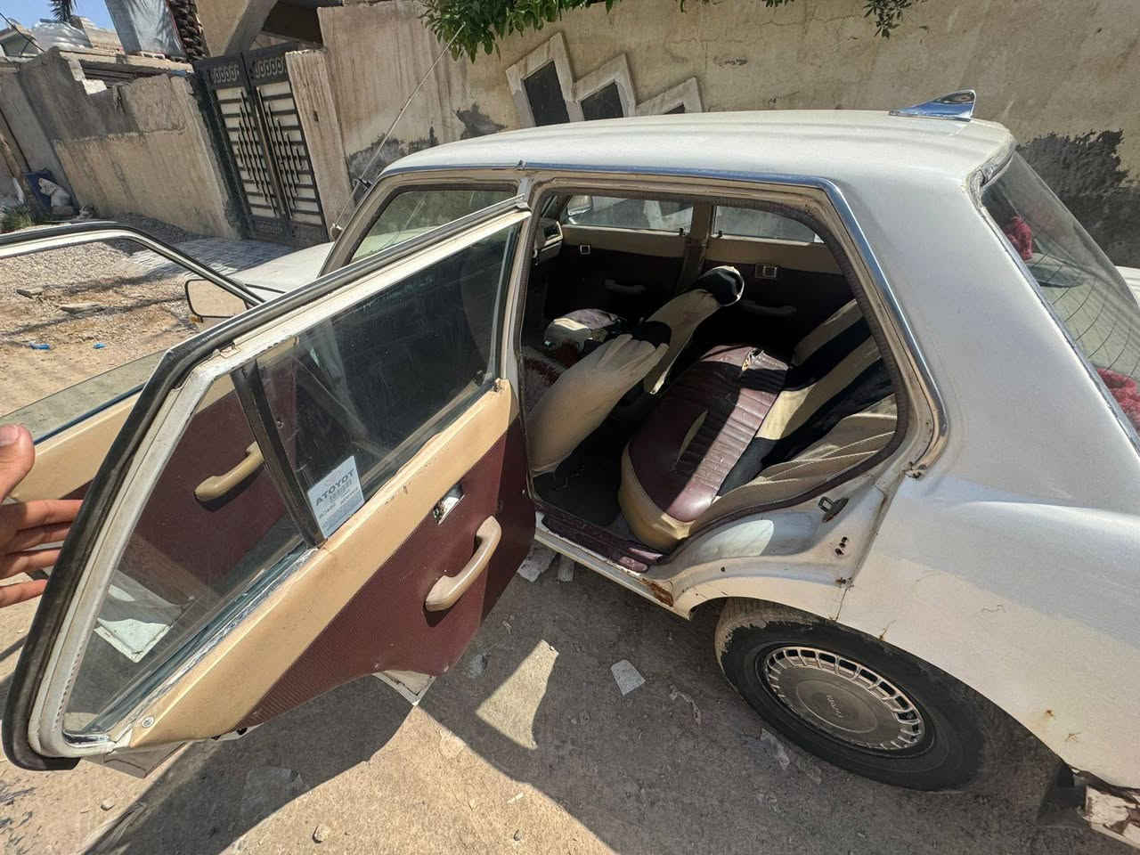 سلام عليكم. من رخصت لادمن المحترم. كرونه موديل 80 رقم ديالى بسمي للبيع أو مراوس. كير ومكينه خير من الله تايرات نص عمر. تبريد بس توصله كهرباء وتشحن غاز بيه ضربه بجاملغ الخلفي ومعمره عنواني ديالى بعقوبة بهرز ***********@ سعره 28
