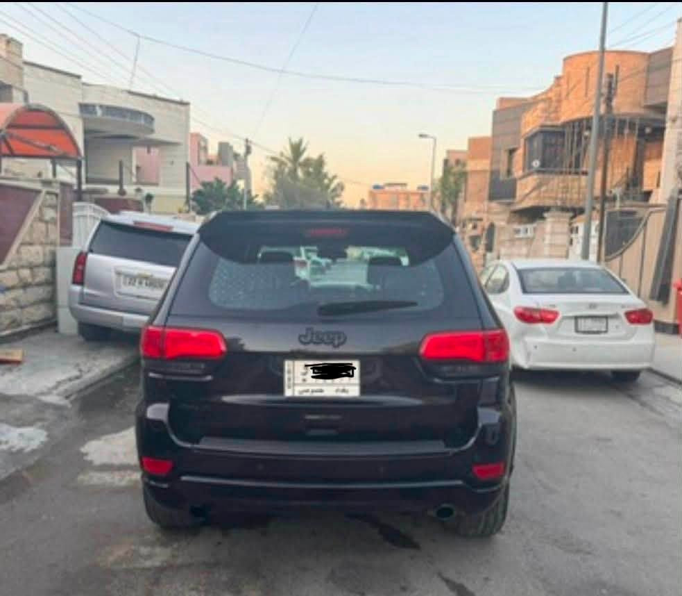 جيب موديل ٢٠١٥ سياره جديده بدون صبغ وارد امريكي فول مواصفات ماشيه ١٦٨ كيلو سياره بسمي سياره اني مستوده من امريكا سعر 205$ مكانه زيونه *********** ملاحظه مخول بلنشر👍
