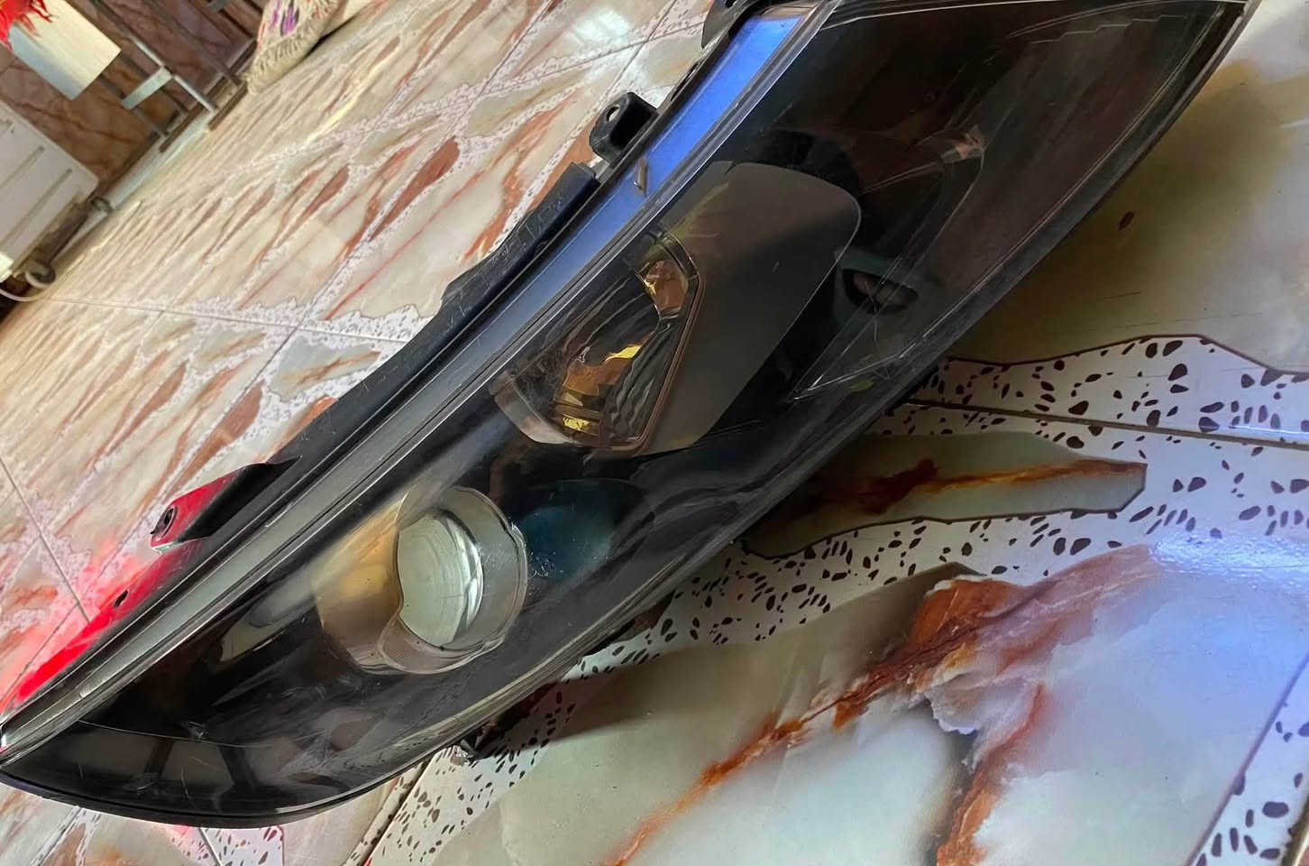 للبيع مال حاويه غراض اوبتما
