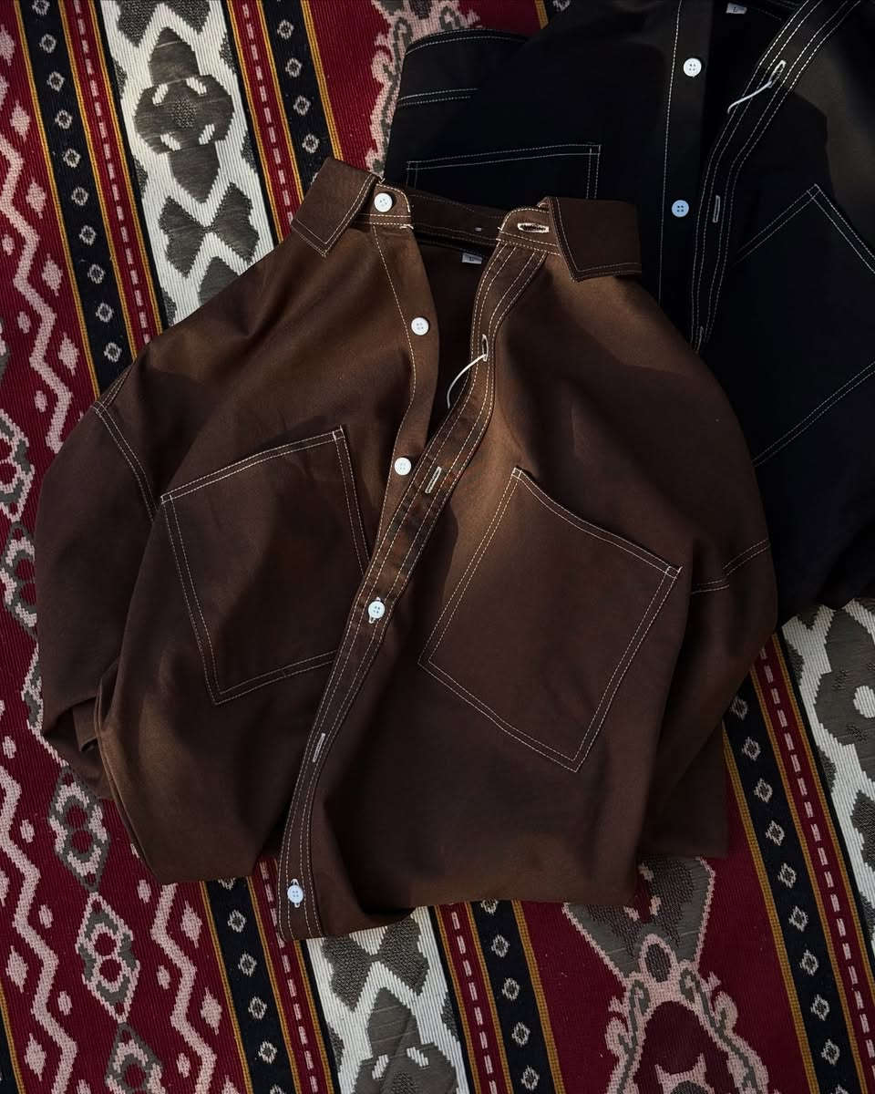 ⁨ قميص كتان بستايليـن 🤍
قماش ولا غلطة .
قياسات | L , xl , 2xl , 3xl 
 
 
#اكسبلور #العراق #ازياء #ملابس #قميص⁩
