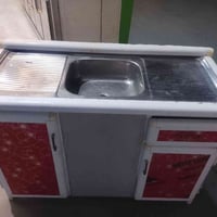 سنك مستعمل • نضيف • باب النص مفقود