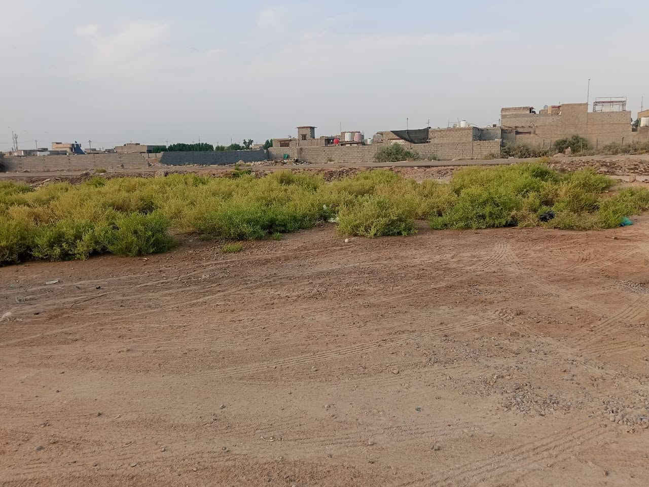 قطعة أرض • منطقة الشكر • مياه مجاري كهرباء