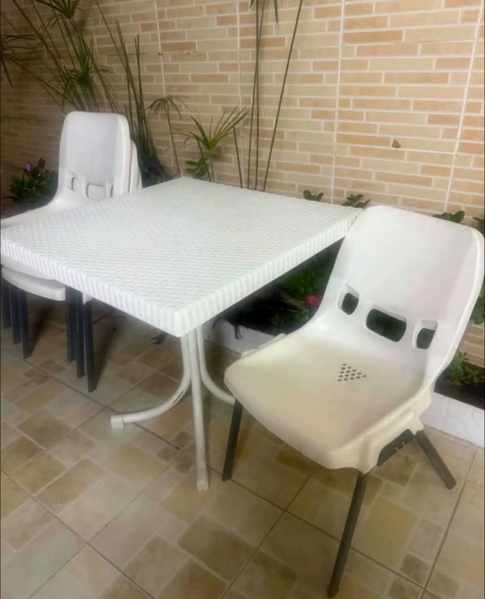 طقم اثاث • جديد • اسعار مناسبة