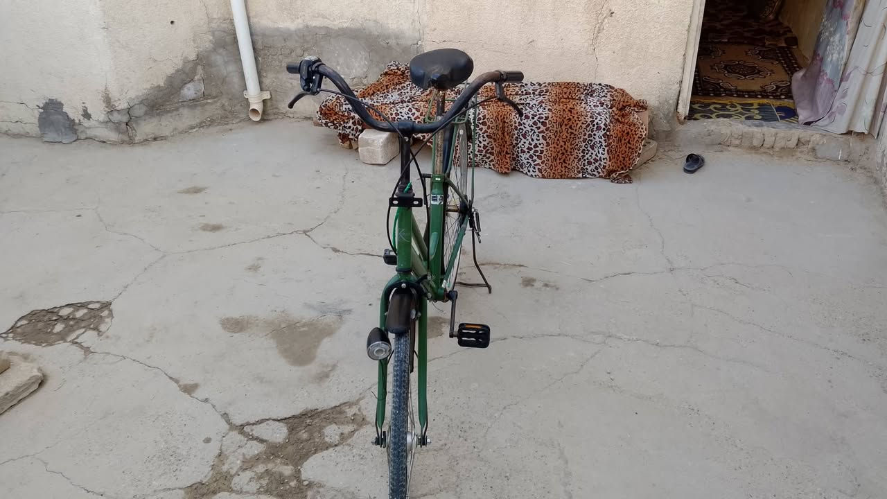 سلام عليكم 
بايسكل للبيع حجم ٢٧ موديل ٢٣ بي گير خمس نمر وحساس هو والايت مالتة عنوان نجف ناحية العباسية للاستفسار ***********
