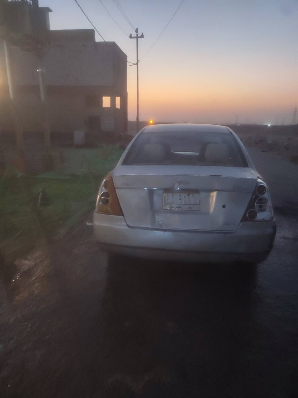 سياره شيري اي 5 للبيع السعر 35 ورقه وبيها مجال محرك وقير مال كورولا السياره باسمي وهذا الرقم ***********
