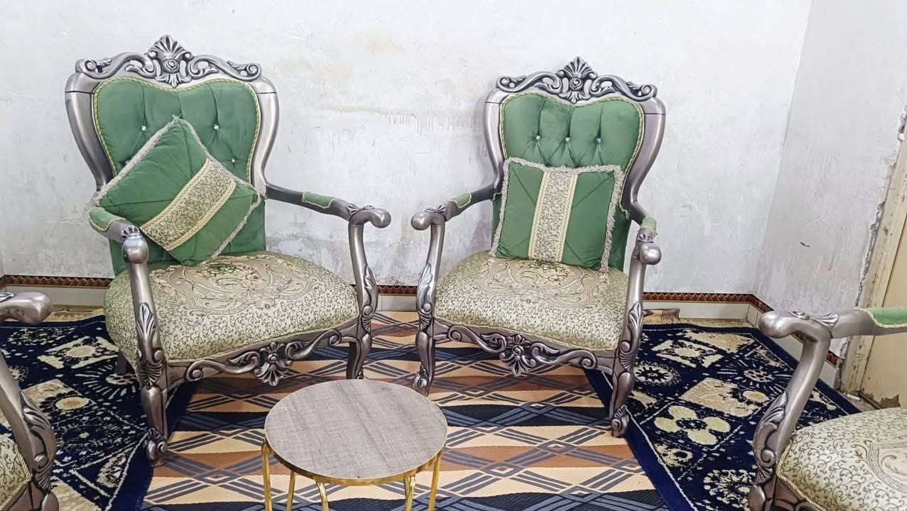 تخم زان تركي 10 مقاعد درجه اوله ستعمال قليل نضيف جدن اي ضرر مابي اسعر 475 لعنوان كربلاء بدايت امن اداخلي يوجد توصيل *********** + كوشات
