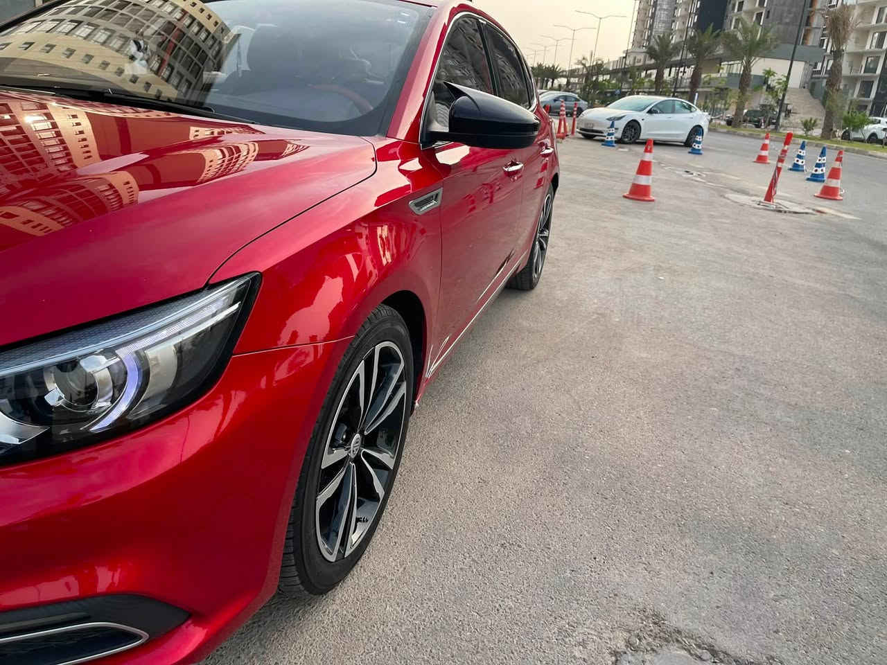 السلام عليكم 
MG 6 2023 تروفي  
السيارة جاهزة 100‎%‎ كير محرك حدادية كهربائيات تبريد ثلج 
فول مواصفات اعلى فئة كشن جلد كهرباء لون احمر شاشة جبيرة كار بلي شفتات ستيرن فتحة سقف لايتات تفاعلية و فول LED  تخم تاير جديد ( استخدام بيت )  السيارة عليها ادامة كاملة بيها طخة بالجاملغ الخلفي ونصبغ السيارة رقم اربيل بأسمنه ماعليها ربع دينار غرامة تريد  تحويل او وكالة حاظر  سعرها 110$ امانة ترايها اذا مو زيرو اخذها ابلاش
مكان السيارة بغداد حي الجهاد او شارع فلسطين    ***********
