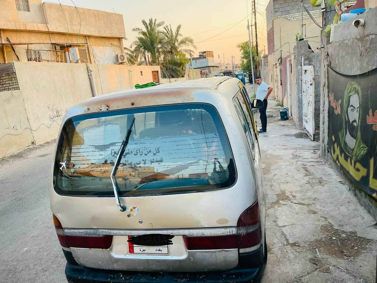 السلام عليكم كيا بريجو للبيع موديل ٩٦ محرك جديد مسكر الكشر كما واضح بلصوره السعر ٢٠ ورقه 
***********
