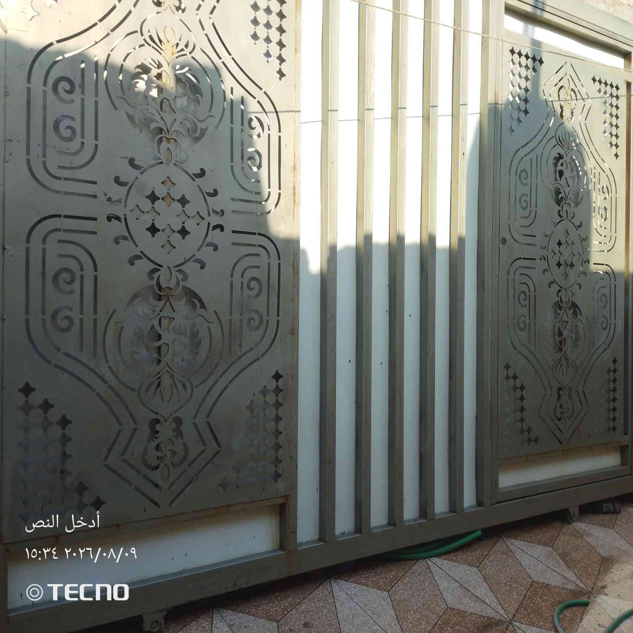 سلام عليكم اخوان عندي باب لبيع مال بيت جديده تسكام مامشدوده رتفاع٢ مترين وطول٣ تثمتارجديده صارت عليه سبع ميه وراده خمس ميه ألف ديناروبيه مجال بصيط لشراي حته قفله ماشدي بعده لعنوان كوفه شارع معمل لسبنت وتساب موجود***********ابوبنين /////
