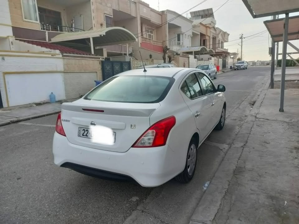 سني 2023 هندي كفالة عامة من الصبغ ،فقط بارد بالباب الخلفي 
مراوس مع BYD 
***********واتساب

