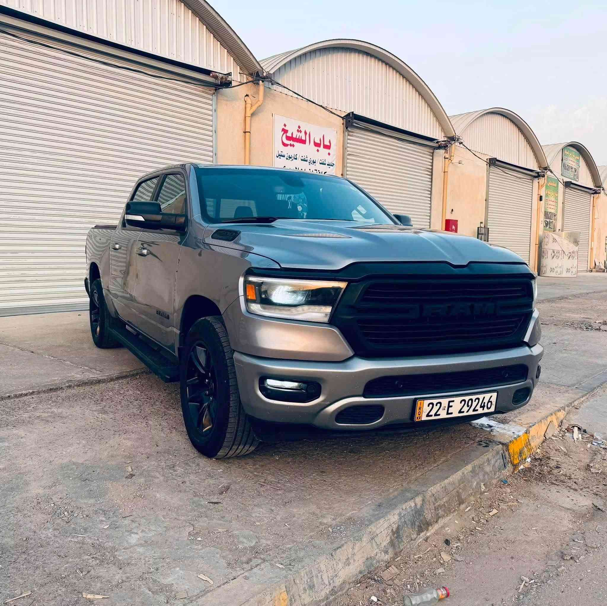 دوج رام 2021 بك هورن V8 هيمي ايتورك
رقم اربيل تحويل 
حادث جاملغ و بنيد صفحة السايق و بيها بارد قليل موضح بالصورة  السعر 265 بيهة مجال بسيط مكاني البصرة 
فول مواصفات عدة الفتحة  مري قلاب اوتو ستوب رادار حساس امامي خلفي دوسة بنازين و بريك كهرباء كشنات تدفئة   
***********
