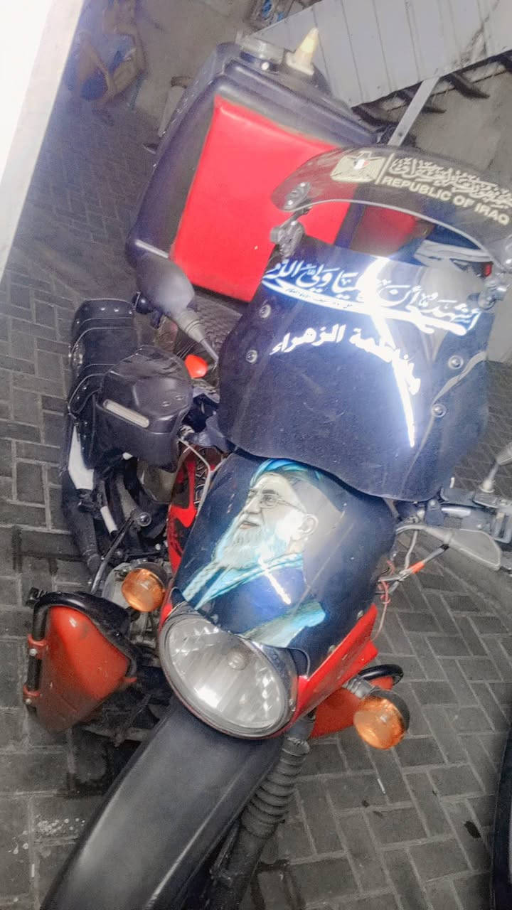 سلام عليكم بوكسر موديل 21 بيه 4 أوراق فقط مابيه اي نقص كبل لشارع مال رزق على باب الله مكاني قطاع 4 مدينه الصدر رقمي *********** سعر 900 وبيه مجال
