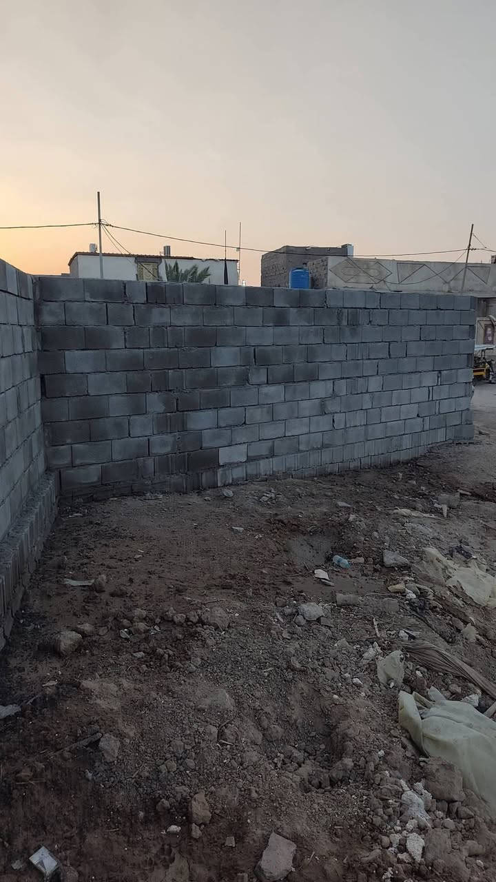 بناء هيكل • تشطيب كامل • تمديدات ماء وكهرباء