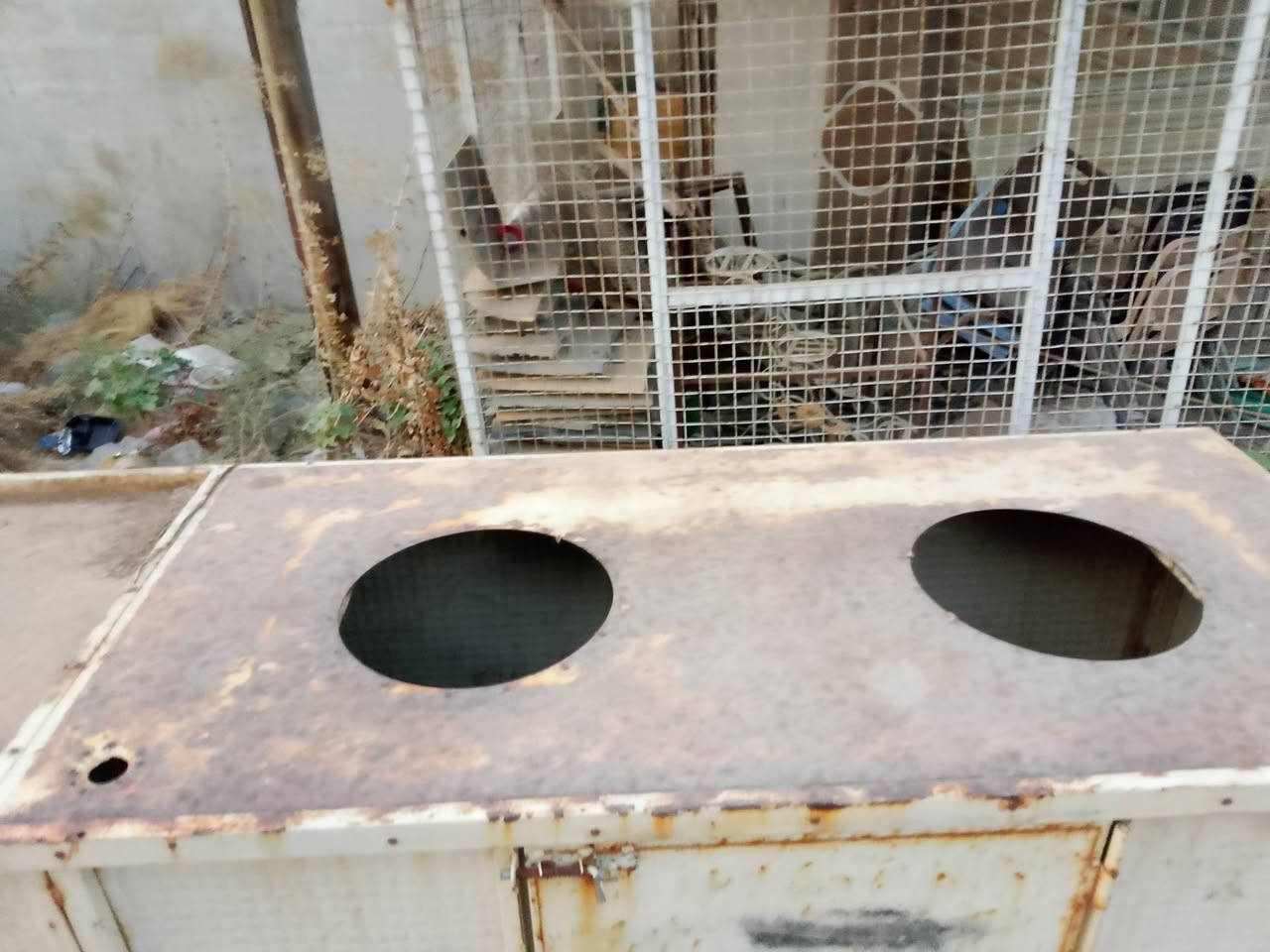 سلام عليكم عربانه لبلبي للبيع السعر 600وبيه مجال حك الجيه اريد ابيعه لان ملتزم بغير عمل لل تواصل***********
