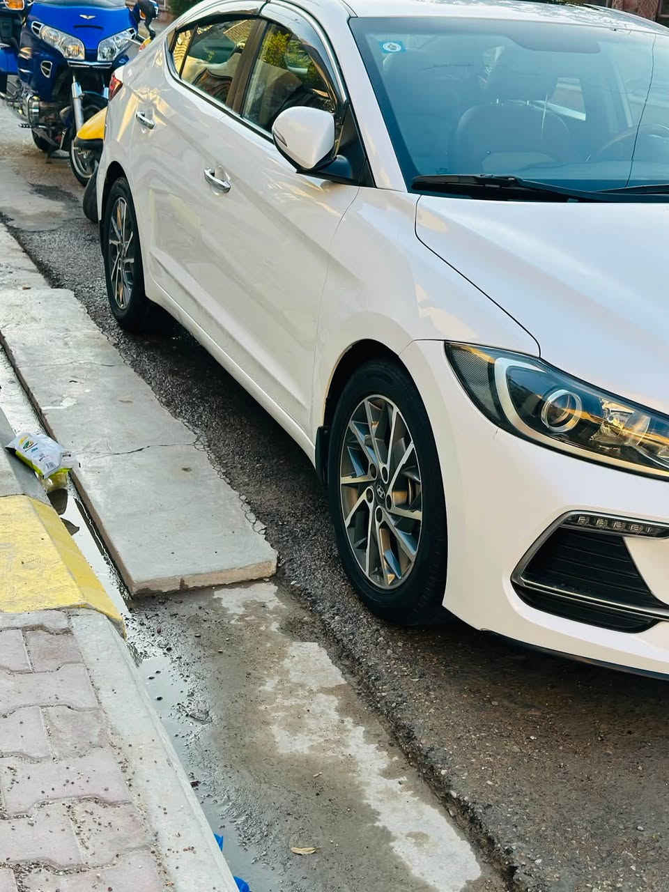 السلام عليكم النترا 2019سوبر خليجي محرك 2000  رقم بغداد بأسمي تحويل مباشر  سونار موضح بالصوره كير مكينه كفاله ماشيه156  سعرها 145وبيها مجال مكاني كوت شراي اتصل *********** -***********
