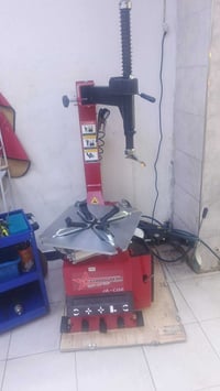 عندي قالعه جديده جدا للبيع بعدها بالضمان حجم 24  قبل 10 ايام شتريتها ب...
