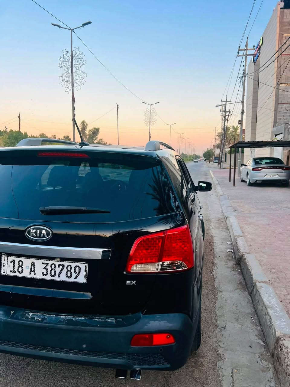 سورنتو موديل 13 سياره مابيها اي نقوصات غير بور ستيرن وغاز للتبريد من باقي النواحي السياره كامله عارضها 95 وبيها مجال 
*********** 
سنويه بأسمي جديده 
مكاني كربلاء طويريج
