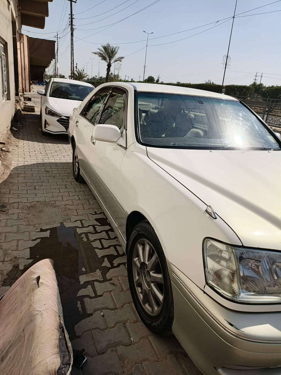 السلام عليكم للبيع ملكه 2003 كرستال اصل رقم كركوك مدفوع كمرك قرار 48 دكمتين D4 الزغير جاهزه من كلشي ومكفوله من الكص والحادث ***********
