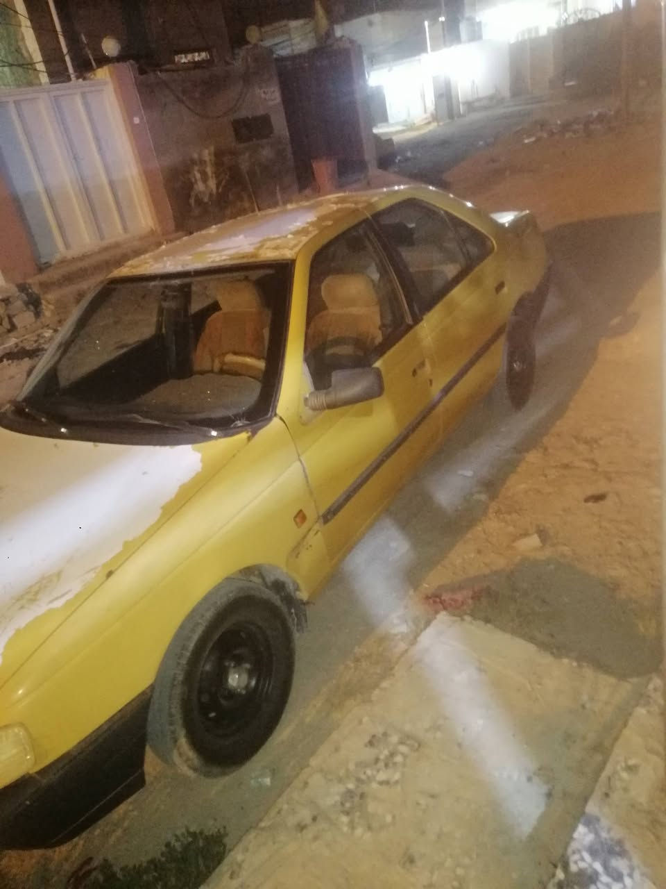 السلام عليكم بيجو روى مكينه وكير ونجي كربلائي موديل 2008 رقم بغداد سياره جاهزه بيهه بس خيط بخار حداديه حلوه غرفتهه حلوه تخم تاير نضيف سياره جاهزه ماناقصه شي اخوان السياره راعيهه موجود ابغداد بس ماندله وين بضبط اكفلك سرقه وعشائر سعرها 14 وبيهه مجال حك الجيه اي استفسار رقم تلفوني *********** مكاني نجف
