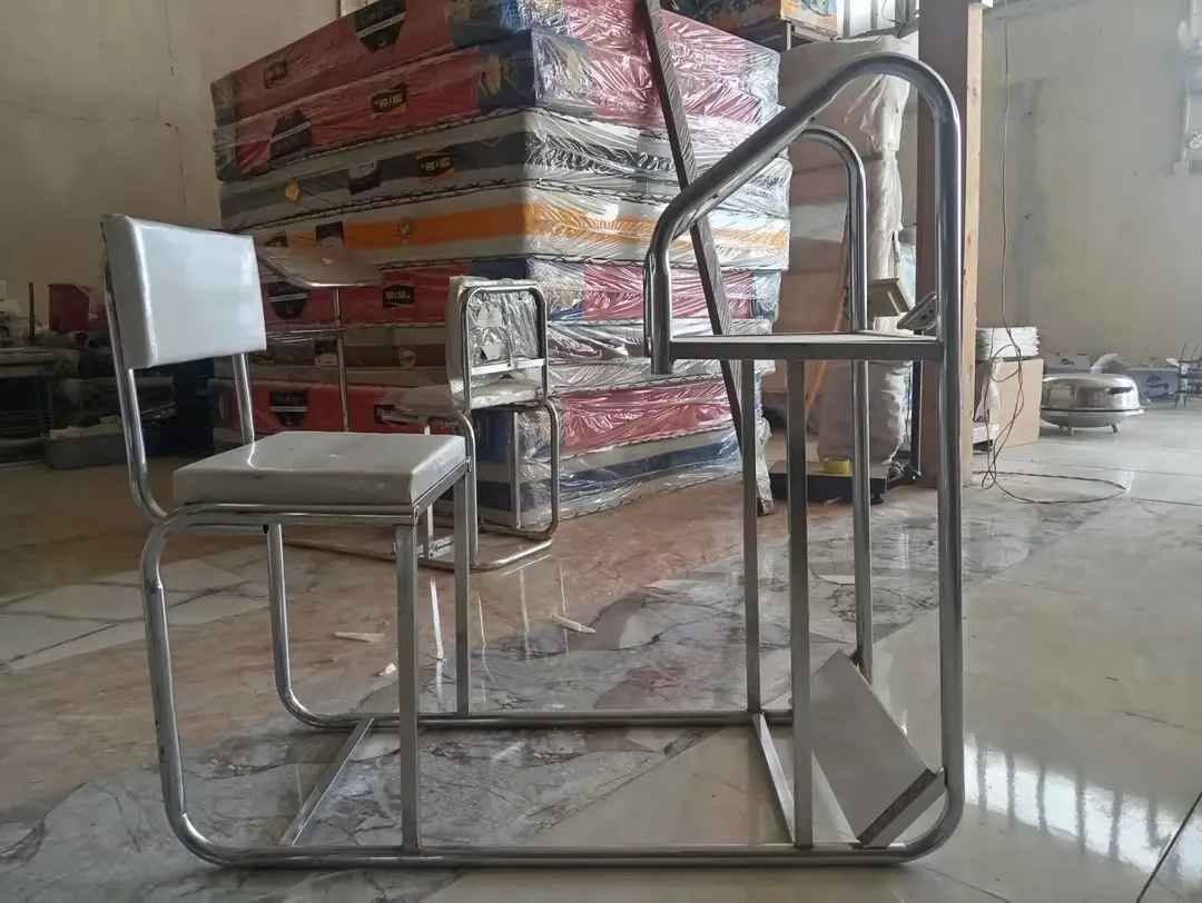 يتوفر لدينا خدمة التوصيل لجميع المحافظات العراق 
للحجز واتساب *********** كربلاء, العراق

نص مكتوب في الصور:
- للحجز واتساب 0776009377
