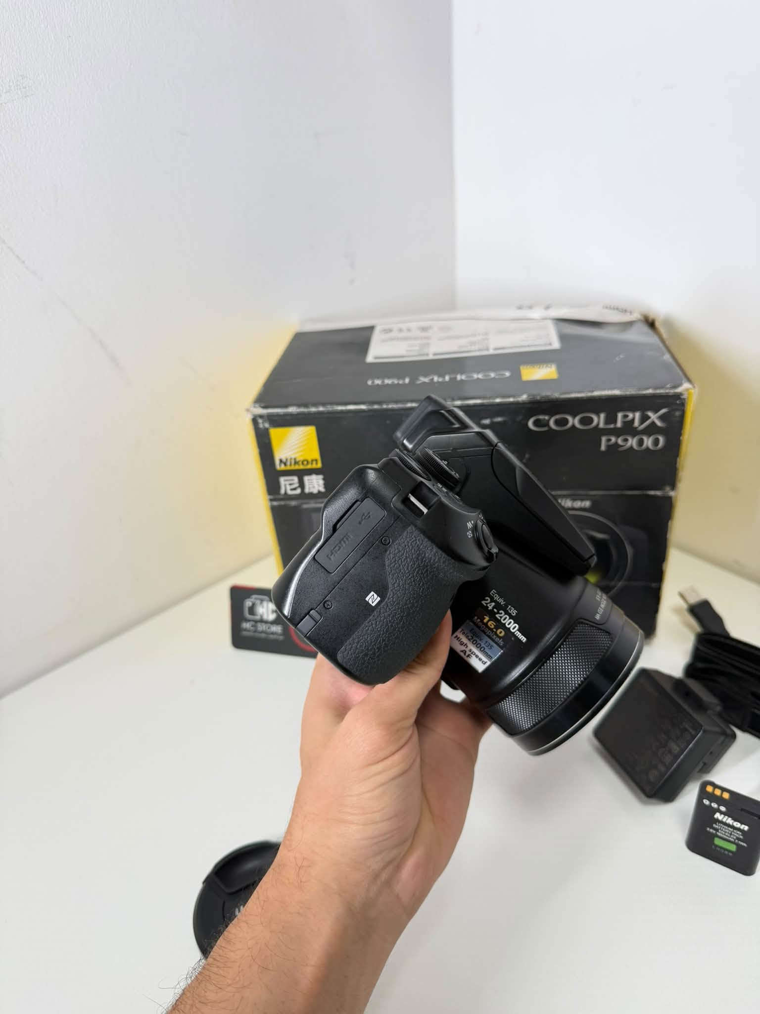 Nikon P900 • نظيفة • زووم معطل