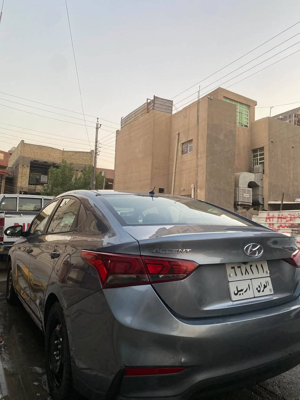 اكسنت امريكي 2020 للبيع
1600 دوش
رقم اربيل 
حادثها جاملغ وبنيد 

بيها صبغ جاملغ وبنيد وشويه من باب السايق

ماشية 108mi
بأسم شركة تحويل بضمانتي
بيها نواقص بسيطة تنزل من السعر

السعر : 107$ وبيها مجال
مكاني بغداد 
للاستفسار : ***********
