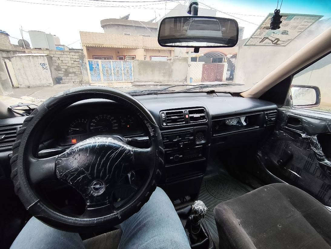 ***********/***********
فیکترا اوبل ٩٣ رقه م و. سەنەوی و هەزه نوی یەک دینار مەسرەفی تێدا نیە به ناوی خۆمه شرت تحویل 37و کەمەک معامەله پێش و پشت کەپس أربيل, العراق
