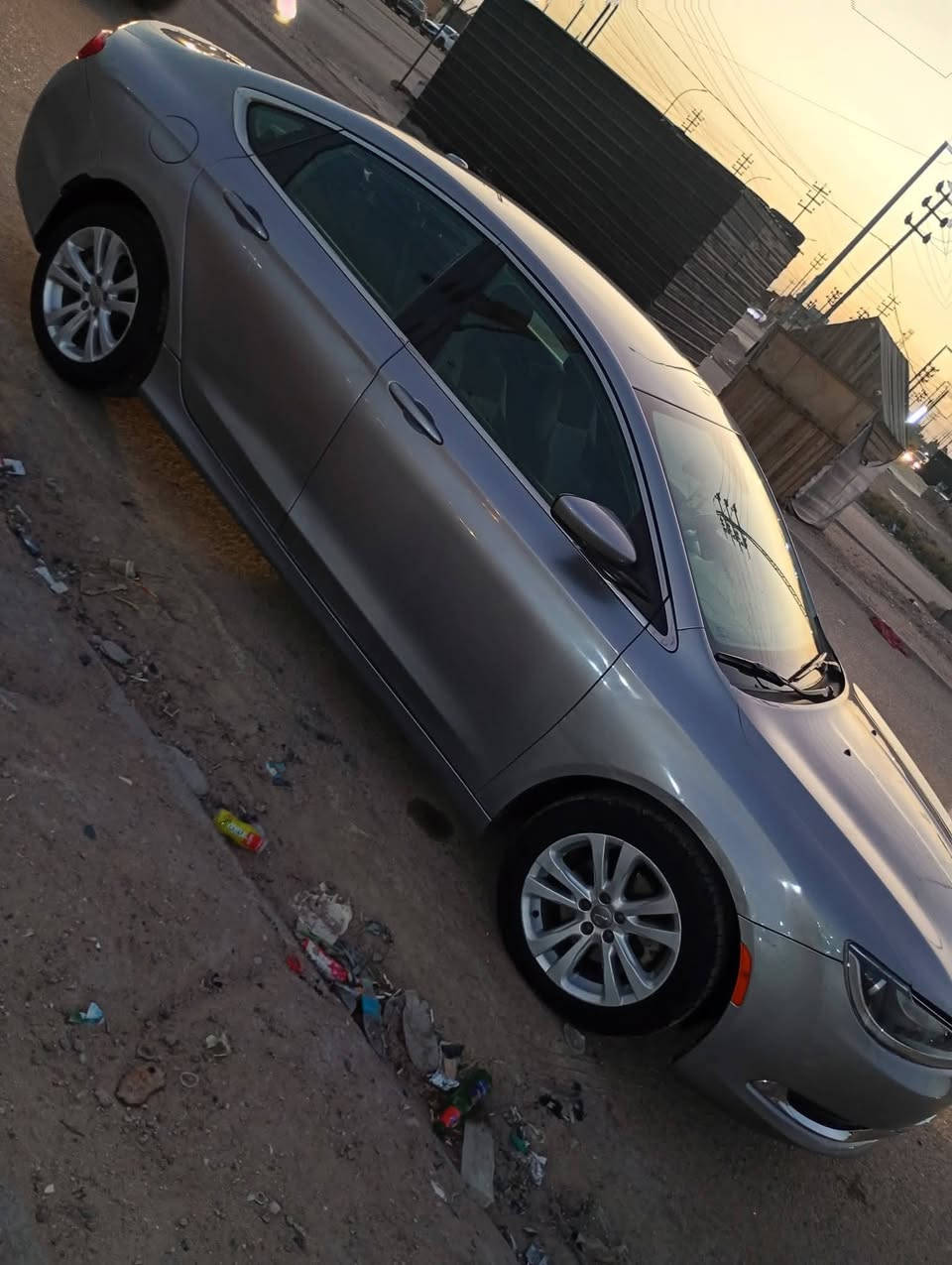 السلام وعليكم كرايسلر C200 مديل 2015
السياره فول مواصفات ماعده البنوراما السياره بيها 5 قطع 
محرك 4سلندر 2400 جديد 
كير 9 نمر جديد 
تبريد ثلج 
لايتات زنون 
تخم تاير جديد 
السياره ما ناقصه إيشي 

السعر 87 وبيها مجال 
اي ستفسار ***********

