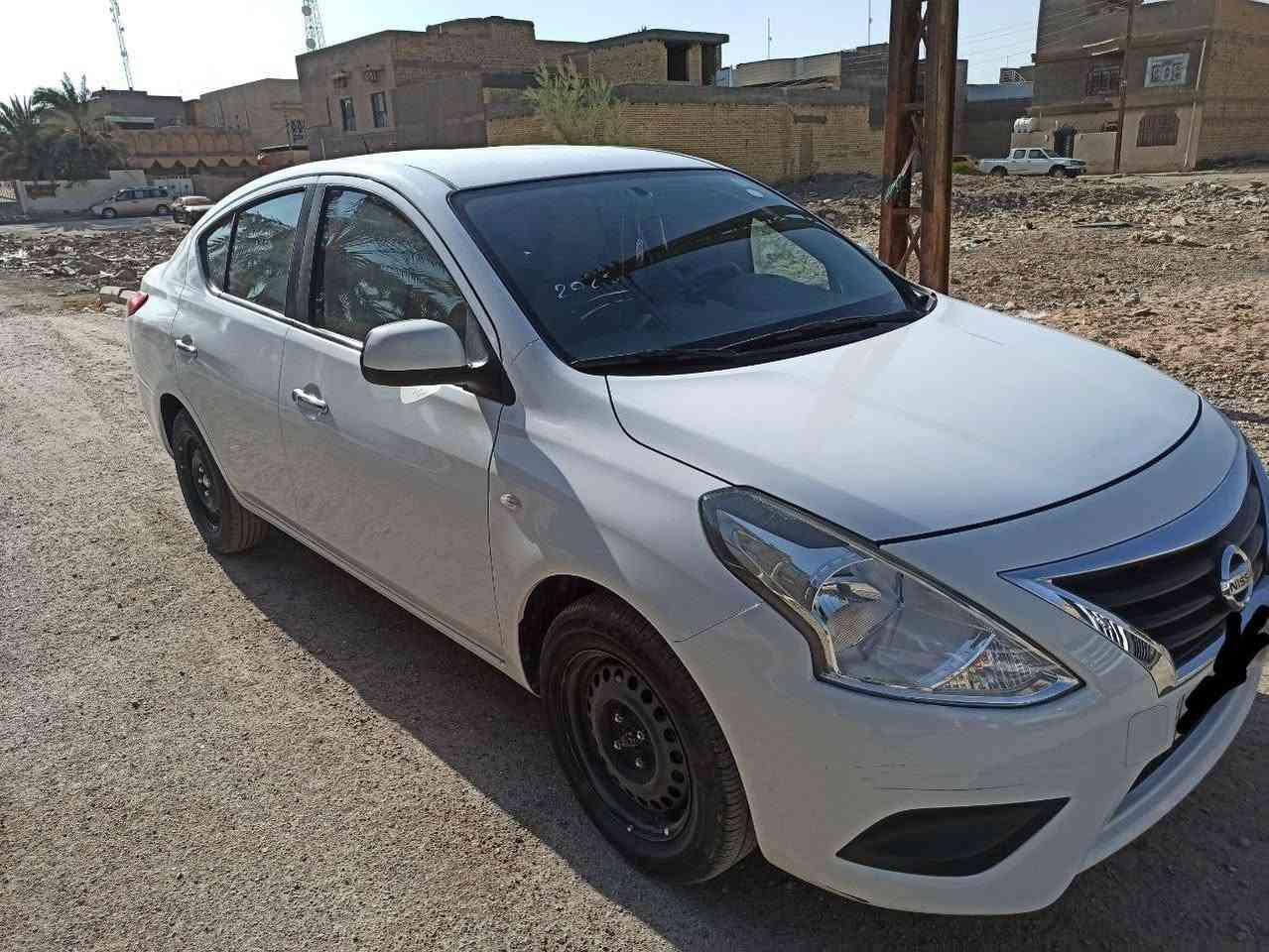نيسان صني هندي موديل 23 خليجي حرة رقم مثنى ماشية 40الف 
بيه ضربه بالجنطة عابرة كلش قليل والباقي كفالة
110 وبيه مجال قليل 
*********** السماوا, المثنى
