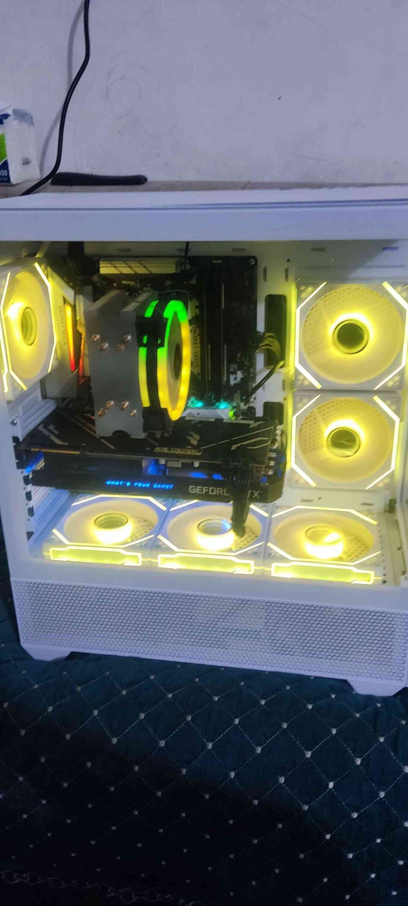 Pc للبيع
كارت شاشه: جلاكسي ماركه سوبر RTX 2070

معالج: رايزن 7. 3700x
تبريد غازي

باورسبلا 750

RAM 16 gb ddr4 3200 
لكسر
 
ssd 256
HDD 1T

M.B B450
حاسبه نضيفه جدا
 مكاني بغداد شعب 
رقم ***********
سعر 750 بيها مجال بغداد, العراق
