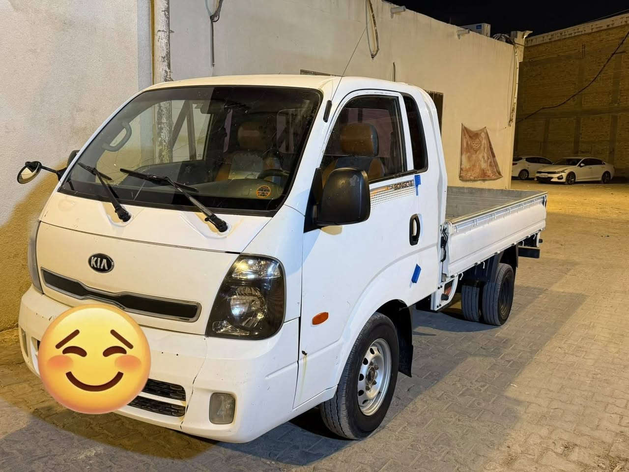***********السلام عليكم ورحمة الله وبركاته 
سياره كي بنكو سياره دخول دوات جديد صارله شهرين من دخلت العراق ومتومه ربيل رقم و سنويه و كاله و هزه جديده سياره مكفوله كفاله عامه من الدعاميه الي الدعاميه شاصي مكفول لا كصه لا بيه شي تخم تاير مالت كوريه حداديه جديد مكينه مسكر 7كير مجول ومعروف مكينه المجول شلون قويه الغرفه السياره جديده كهربيات كله شغاله السبير مانازل من كوريه سياره موجود بلبصره مامتواجد على الفيس عنك مراوس بسياره نيسان راوس هذ الرقم مالت راعي
سعر 65بيها مجال 
 سياره *********** البصرة, العراق
