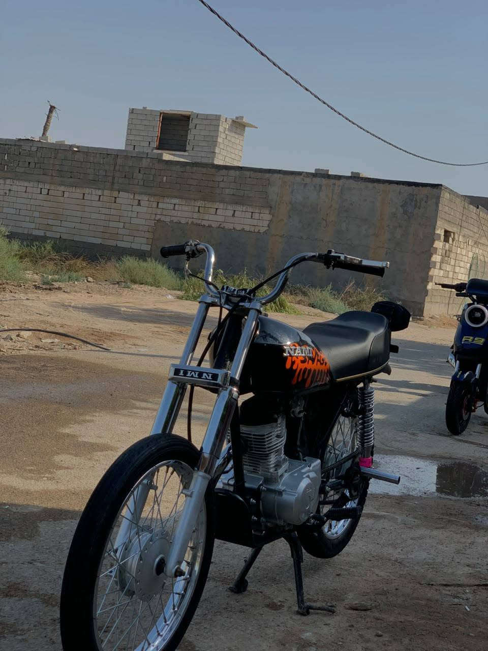 سلام عليكم  داجة نامة شلامجة للبيع السعر  650 قفل   7849217996
