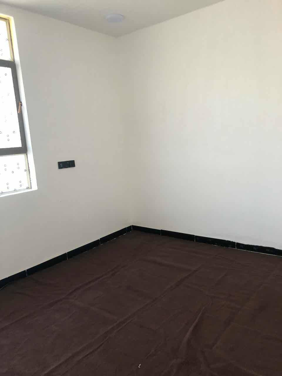*🏠 بيت للبيع - قنطرة السلام*
📐 المساحة: 110 متر - طابقين
🛏️ التفاصيل: 4 غرف نوم + استقبال + صالتين
📍 الموقع: قنطرة السلام - شارع المدرسي - نهايته قريب الحولي
🛣️ الشارع: 10 متر تبليط للباب - منطقة حلوة ومرتبة
📄 السند: سند 25 إقرار
💰 السعر: 150 مليون وبي مجال
📞 للاستفسار واتساب: *************
#بيوت_للبیع #كربلاء #قنطرة_السلام #عقارات_كربلاء
