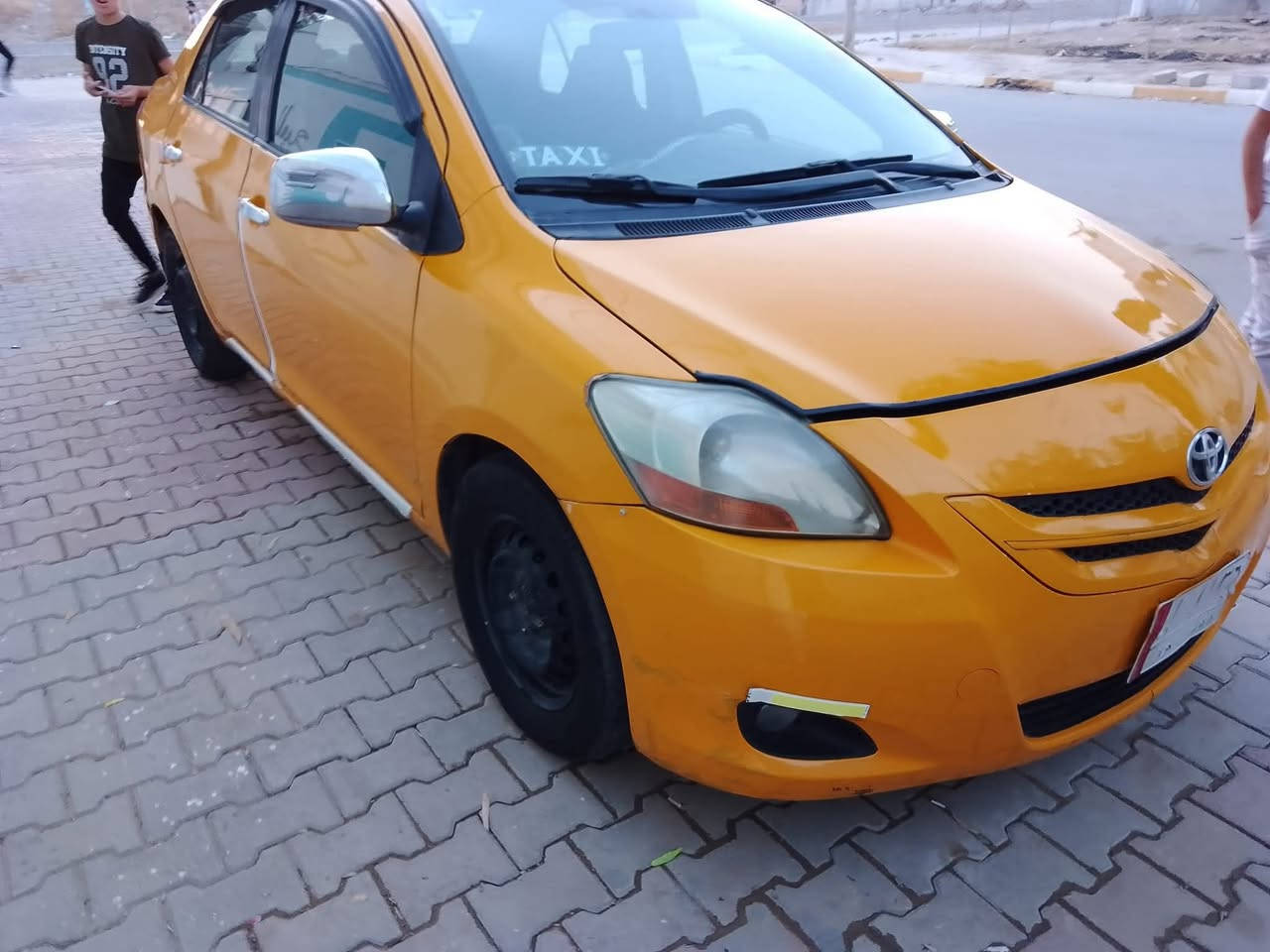 يارس للبيع  موديل 2010 السعر 55 وبيها مجال قليل مستعجل  حيل ***********
