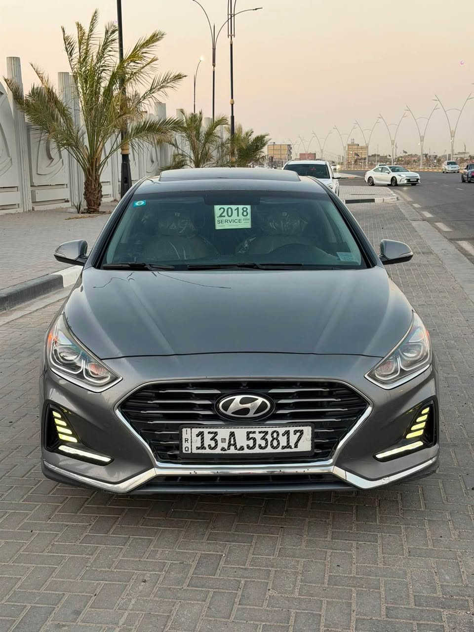 السلام عليكم سوناتا مديل2018 وراد امريكي حادثها قبق جنطه والجامعات الخلفيه مصبوغات يعني ثلاث قطع صبغ والجاملغ الأمامي بيه بارد بسيط هنا بالعراق صار فقط السياره فول مواصفات للأخير فئه سبورت فتحه كشنات تدفئه تبريد وهواي مواصفات السياره ما ناقصها اي شي حجم المحرك 2400 جي دي اي سياره كلش حلوه وبالعافيه ع الياخذها 
السعر 125 وبيها مجال عنواني البصره حي المهندسين 
للاستفسار *********** البصرة, العراق
